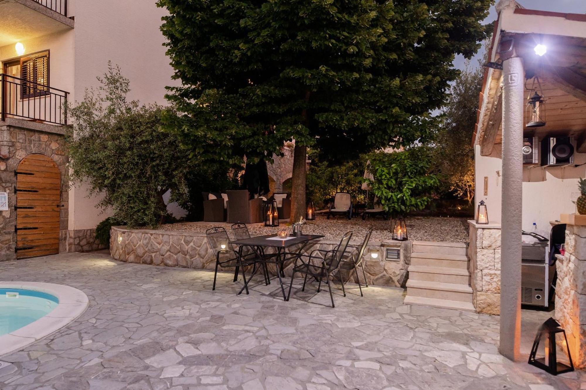 Bubi Apartments Malinska Εξωτερικό φωτογραφία