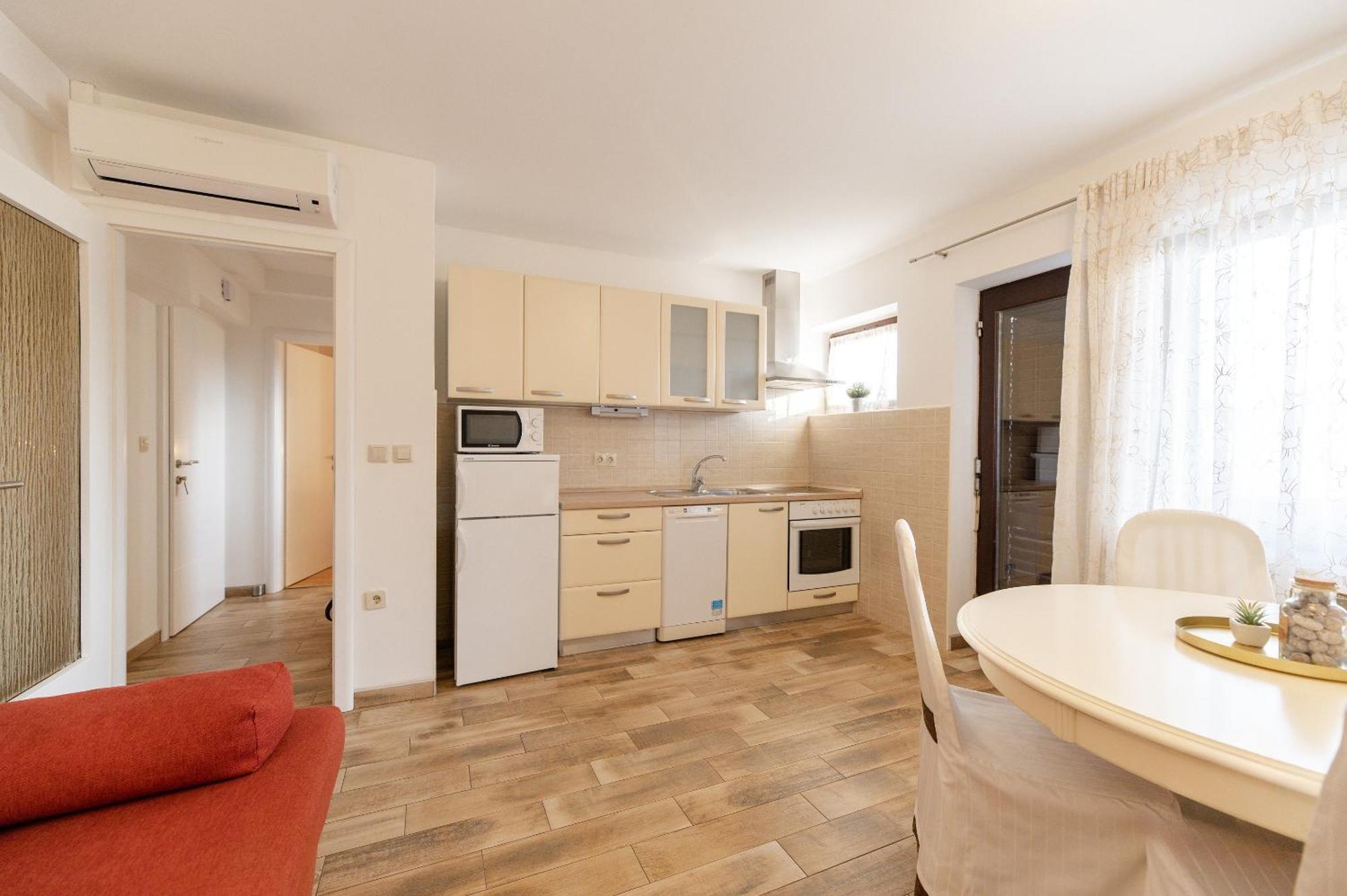 Bubi Apartments Malinska Εξωτερικό φωτογραφία