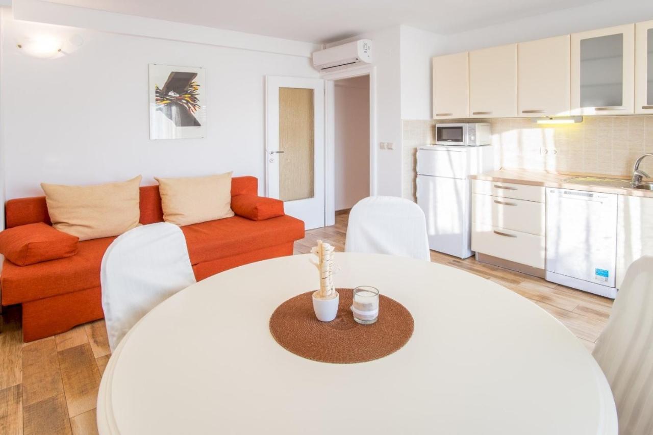 Bubi Apartments Malinska Εξωτερικό φωτογραφία