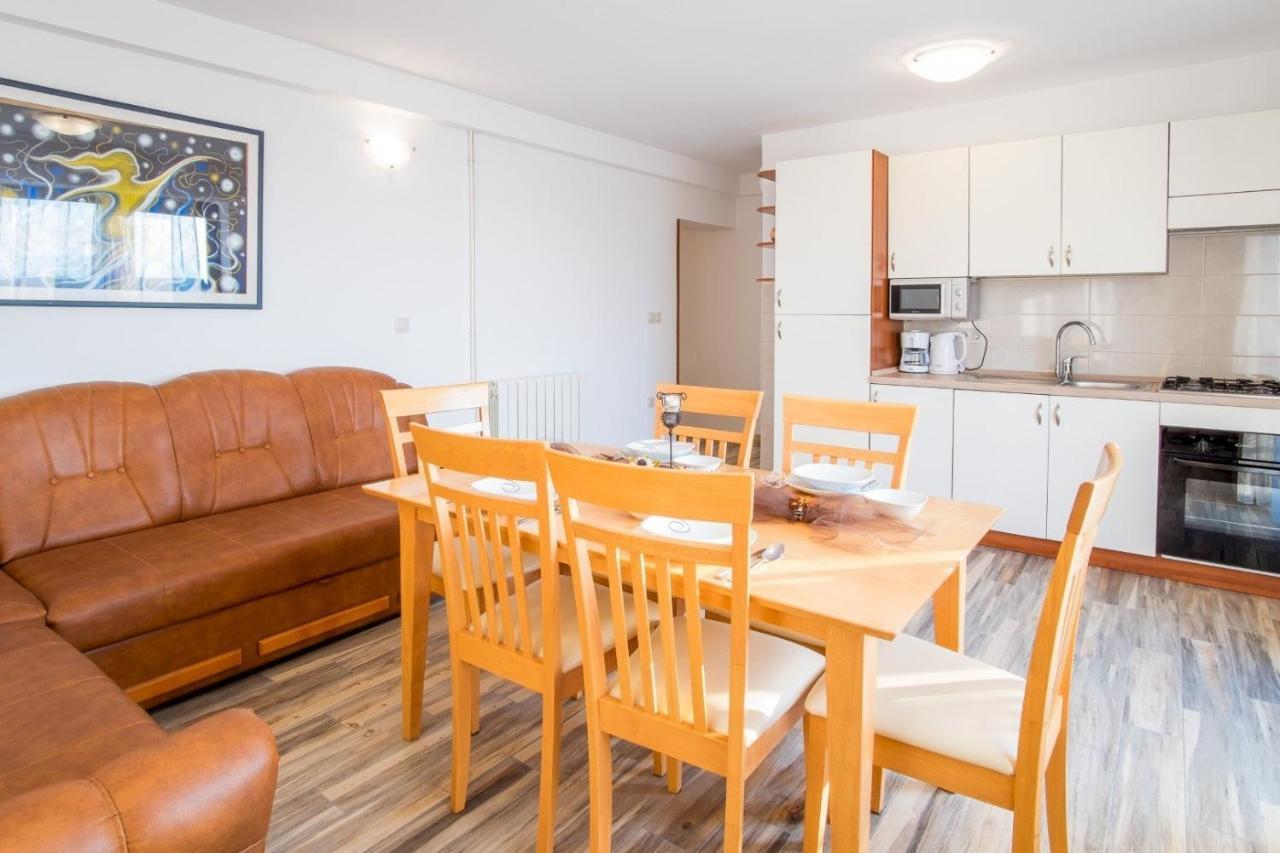 Bubi Apartments Malinska Εξωτερικό φωτογραφία