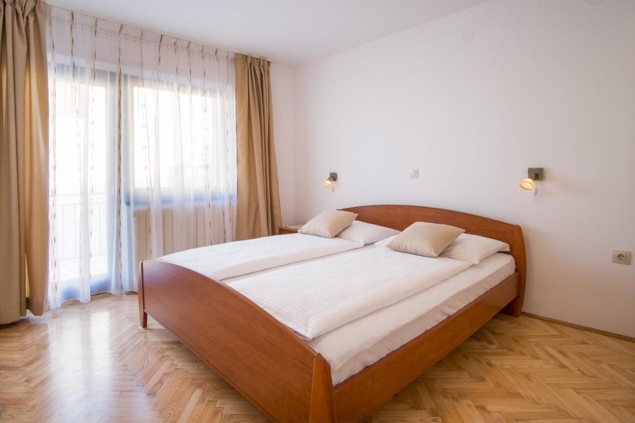 Bubi Apartments Malinska Εξωτερικό φωτογραφία