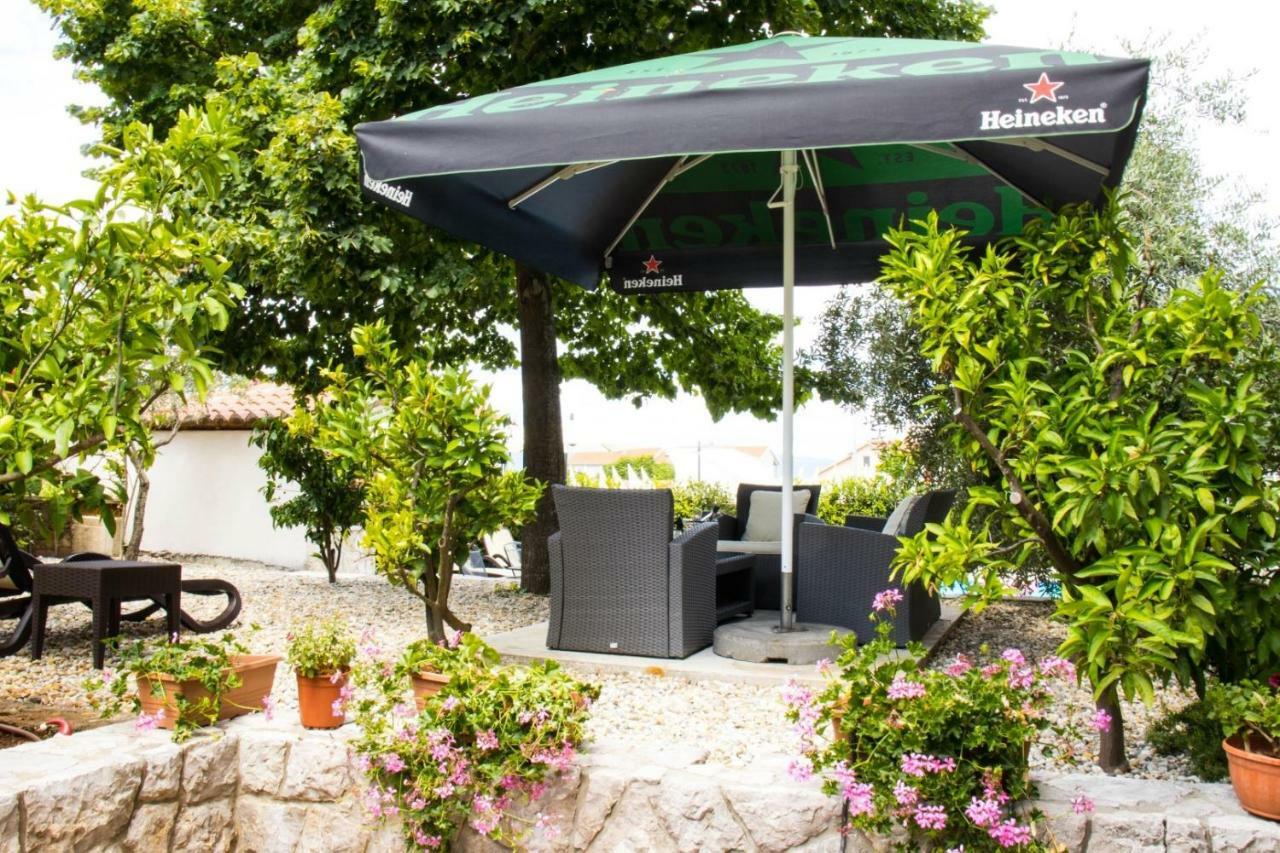 Bubi Apartments Malinska Εξωτερικό φωτογραφία
