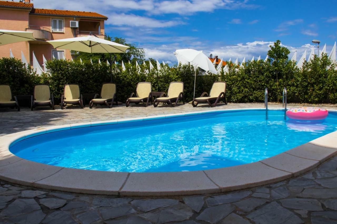 Bubi Apartments Malinska Εξωτερικό φωτογραφία